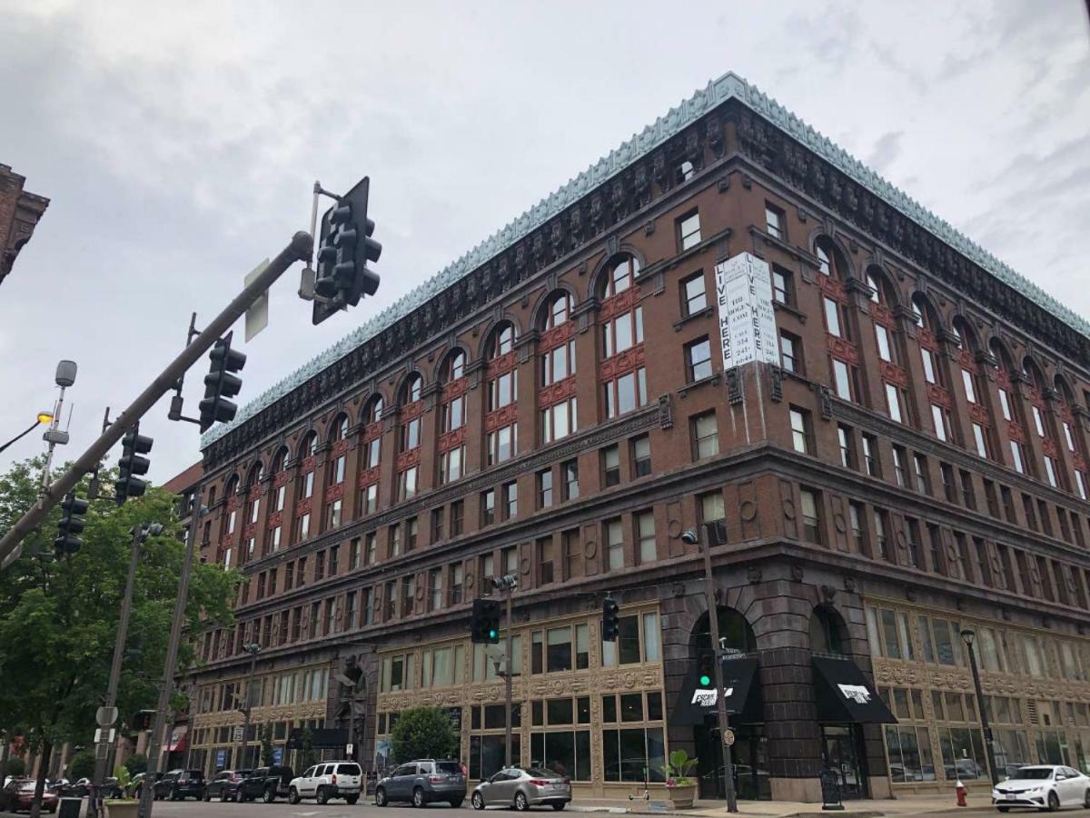 Frontdesk 1209 Washington Ave Apts Downtown St Louis Apartment เซนต์ลูอิส ภายนอก รูปภาพ